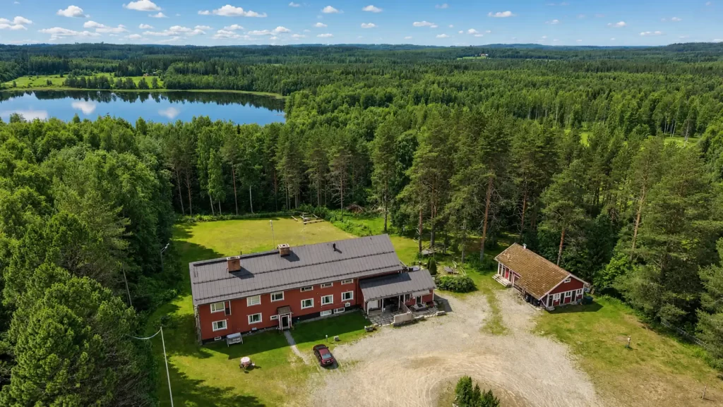 Wanhakoulu-drone-1-summer
